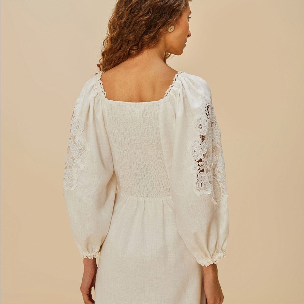 Elegant White Dress with Lace Sleeves